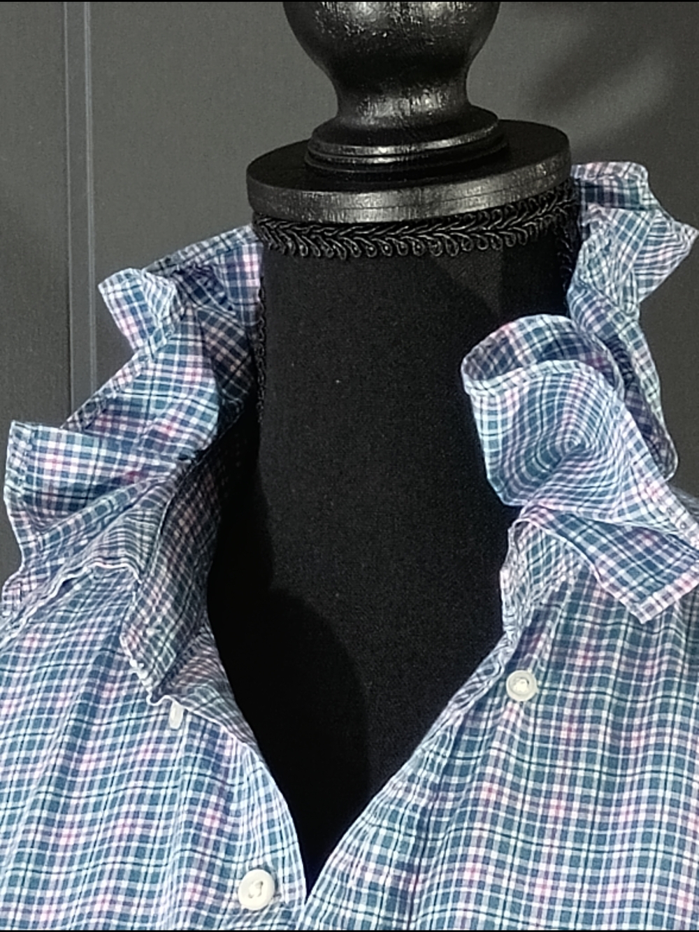 Upcycled Women's Ralph Lauren Ruffled Collar Shirt - Picture 2 of 8